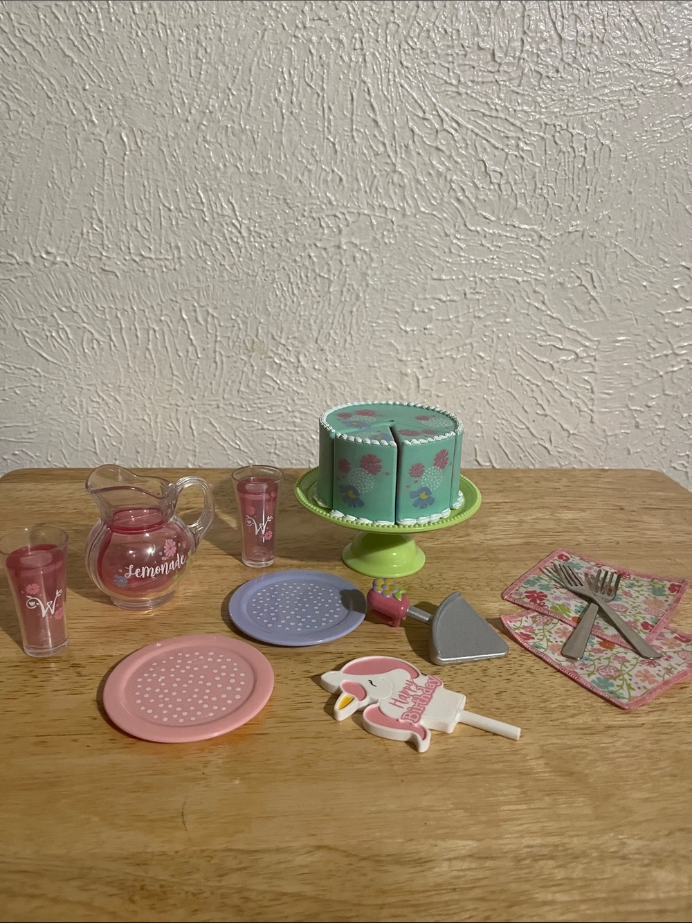 American Girl Pink & Green birthday Party Cake Set